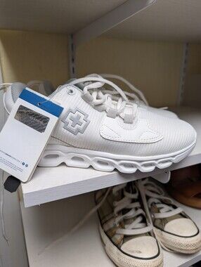 Swiss Brand Pickleball athletic shoe
